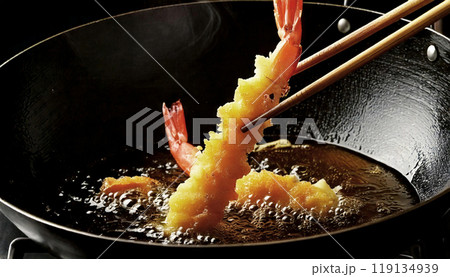 海老天を揚げる 119134939