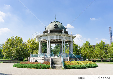 名古屋市昭和区　鶴舞公園奏楽堂 119135628