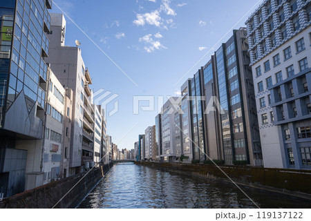 秋葉原から神田川を臨む 119137122