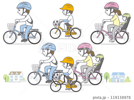 家族自転車ヘルメット着用02 119138978