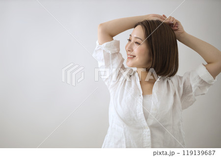 20代女性のビューティー 119139687