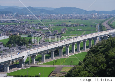 岩内山から望む北陸新幹線(北側 鯖江市方向) 福井県越前市 岩内山から望む北陸新幹線(北側 鯖江市方向) 福井県越前市 119141403