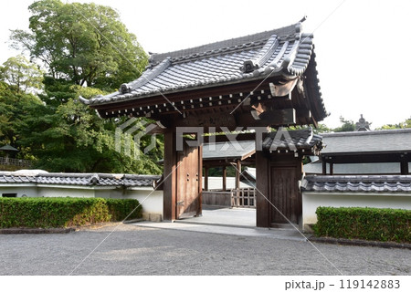 愛知県 岡崎公園の二の丸能楽堂門 愛知県 岡崎公園の二の丸能楽堂門 119142883
