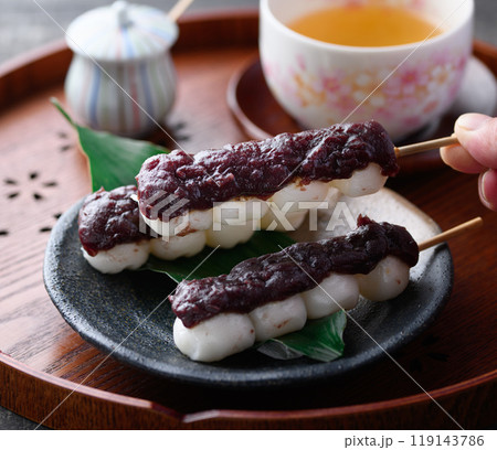 和菓子 串だんご 和菓子 串だんご 119143786
