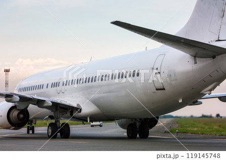 Passenger Airplane heading to follow me car 119145748
