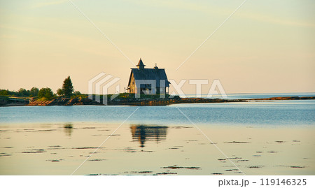 Old run down wooden Saint Nicholas chapel 119146325