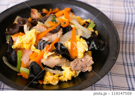キクラゲと豚肉の卵炒め 119147509