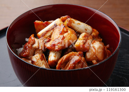 焼き鳥丼 119161300