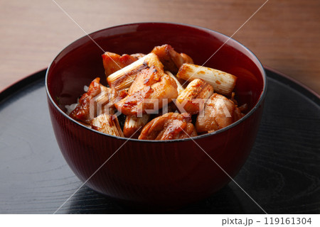 焼き鳥丼 119161304