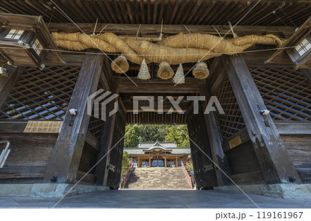 鎮西大社 諏訪神社の大門【長崎県長崎市上西山町】 119161967