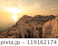 夕日の白崎海岸 119162174