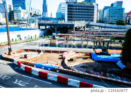 東京都市風景 新宿駅西口ロータリーの再開発 2024.09 a-2 高彩度コントラスト 東京都市風景 新宿駅西口ロータリーの再開発 2024.09 a-2 高彩度コントラスト 119162677