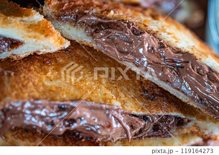 料理　ごはん　チョコサンド揚げパン 119164273