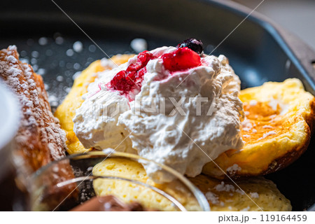 料理　ごはん　チュロスとパンケーキ 119164459