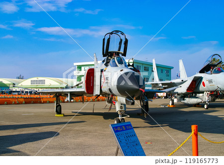 展示中の航空自衛隊戦闘機 F-4EJ改 展示中の航空自衛隊戦闘機 F-4EJ改 119165773