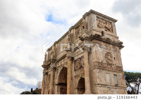 Arch of Constantine, famous landmark of Rome, Italy Arch of Constantine, famous landmark of Rome, Italy 119166443