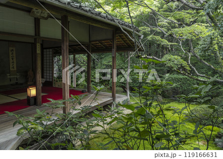 妙心寺塔頭　桂春院　書院と侘の庭 119166631