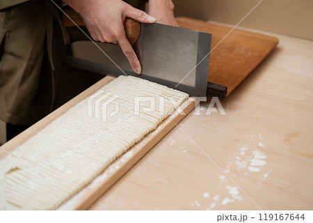 手打ちうどん 麺切り 手打ちうどん 麺切り 119167644
