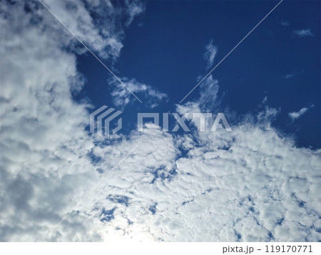 青い空とウロコ雲 青い空とウロコ雲 119170771