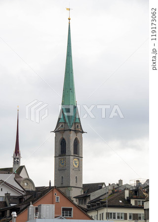Scenic summer view of the Old Town architecture of Zurich Scenic summer view of the Old Town architecture of Zurich 119173062