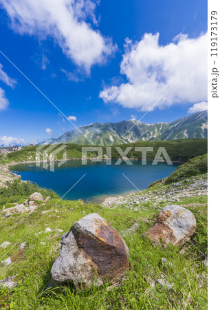 【縦写真】みくりが池の風景 【縦写真】みくりが池の風景 119173179
