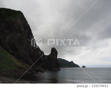 積丹半島にある賽の河原 積丹半島にある賽の河原 119174912