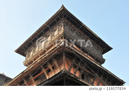 ネパール、カトマンズ、バサンタプル広場、ハヌマンドカ(旧王宮)、ネワール彫刻 ネパール、カトマンズ、バサンタプル広場、ハヌマンドカ(旧王宮)、ネワール彫刻 119177834