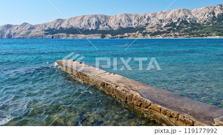Concrete pier 119177992