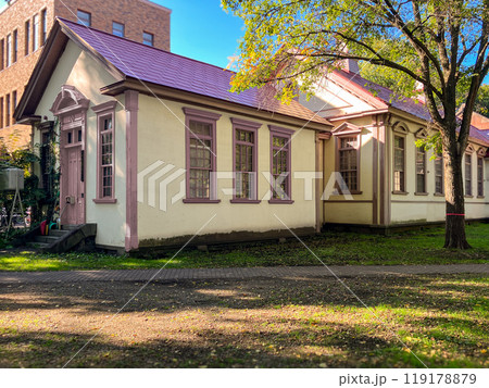 北海道大学図書刊行会 2024年9月 北海道大学図書刊行会 2024年9月 119178879