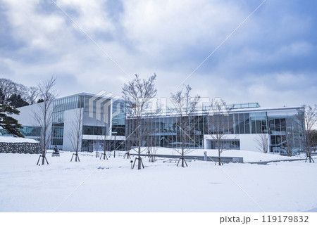 冬の長野県立美術館 長野県長野市城山公園 冬の長野県立美術館 長野県長野市城山公園 119179832