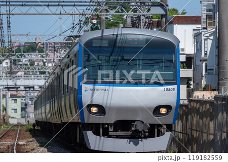 相鉄10000系（編成写真） 119182559