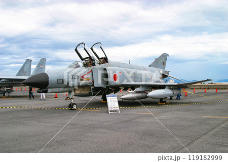 展示中の航空自衛隊戦闘機 F-4EJ改 119182999