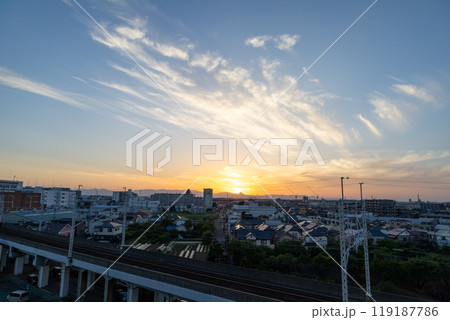 夕焼けの住宅街 夕焼けの住宅街 119187786