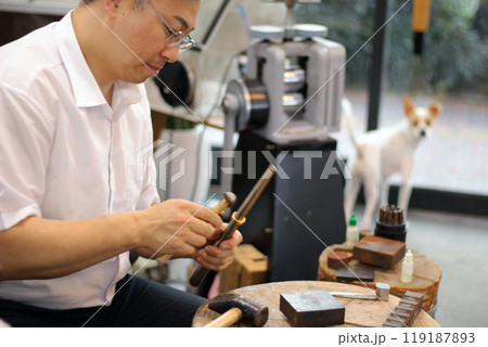 Gyeongsangnam-do, Jinju-si, Republic of Korea, October 11, 2024: Mr. Kim Myeong-su, the CEO of Jeonggeumgil Metalworking, is a person who lends gold to film companies. Gyeongsangnam-do, Jinju-si, Republic of Korea, October 11, 2024: Mr. Kim Myeong-su, the CEO of Jeonggeumgil Metalworking, is a person who lends gold to film companies. 119187893