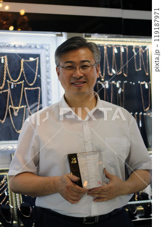 Gyeongsangnam-do, Jinju-si, Republic of Korea, October 11, 2024: Mr. Kim Myeong-su, the CEO of Jeonggeumgil Metalworking, is a person who lends gold to film companies. Gyeongsangnam-do, Jinju-si, Republic of Korea, October 11, 2024: Mr. Kim Myeong-su, the CEO of Jeonggeumgil Metalworking, is a person who lends gold to film companies. 119187971