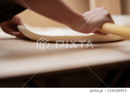 手打ちうどん めん伸ばし 手打ちうどん めん伸ばし 119188953