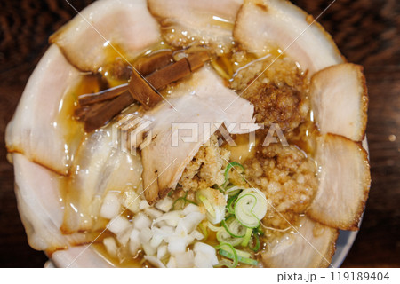 バラ肉煮干ラーメン（青森県） 119189404