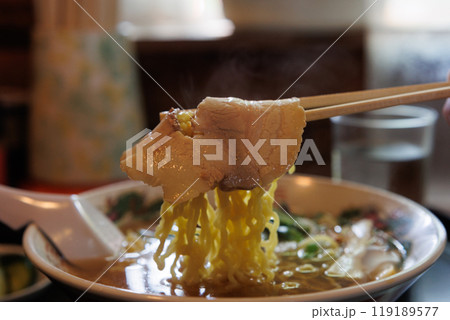 神社境内食堂の山菜中華そば(青森県) 神社境内食堂の山菜中華そば(青森県) 119189577