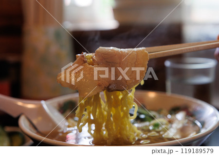 神社食堂の山菜中華そば(青森県) 神社食堂の山菜中華そば(青森県) 119189579
