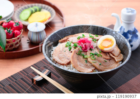 焼豚丼 ( チャーシュー丼 ) 焼豚丼 ( チャーシュー丼 ) 119190937