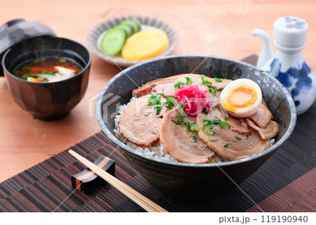焼豚丼 （ チャーシュー丼 ） 119190940