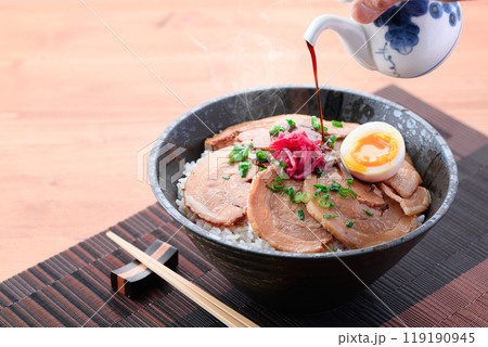 焼豚丼 ( チャーシュー丼 ) 焼豚丼 ( チャーシュー丼 ) 119190945