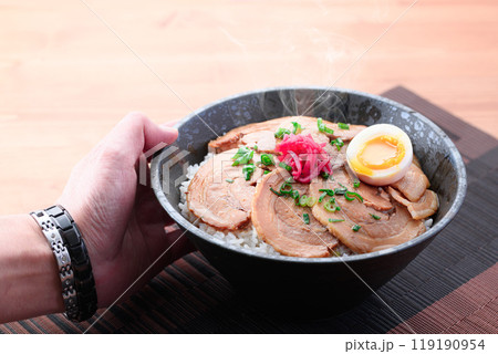 焼豚丼 （ チャーシュー丼 ） 119190954