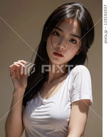 美しい女性のポートレート 119192037