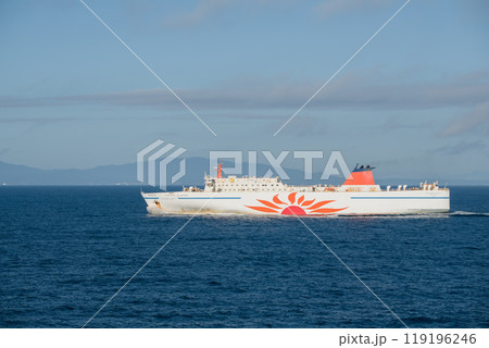 【さんふらあ　ふらの苫小牧行とさんふらわあ　だいせつ大洗行の離合　岩手県沖】 119196246