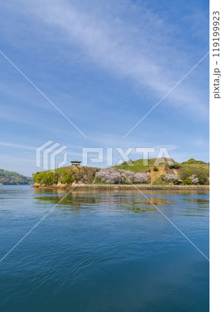 瀬戸内しまなみ海道の能島 村上海賊の居城跡 瀬戸内しまなみ海道の能島 村上海賊の居城跡 119199923