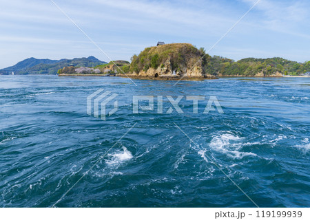 瀬戸内しまなみ海道の能島 村上海賊の居城跡 瀬戸内しまなみ海道の能島 村上海賊の居城跡 119199939
