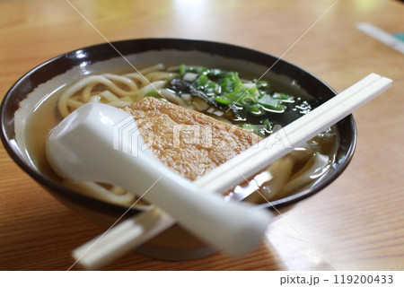 きつねうどん 119200433