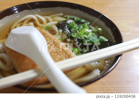 きつねうどん 119200436