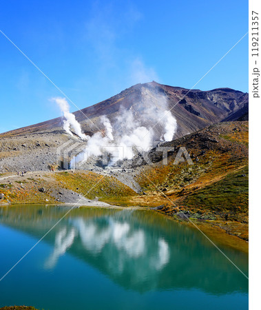 北海道　旭岳　紅葉 119211357